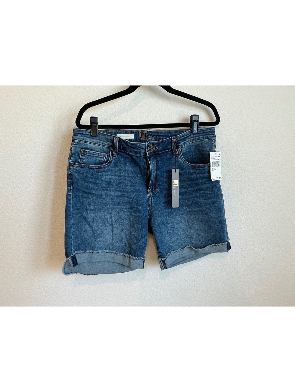 Kut from the Kloth Catherine Boyfriend Denim Shorts Size 12 NWT